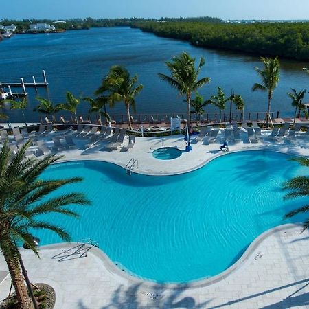 حياة هاوس نابولي / فيفث أفينو North North Naples المظهر الخارجي الصورة